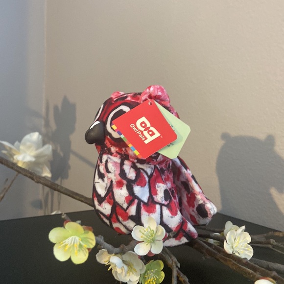 ๐ฆ Owl Pals: Red, Black & White Owl ๐ฆ - Picture 10 of 15